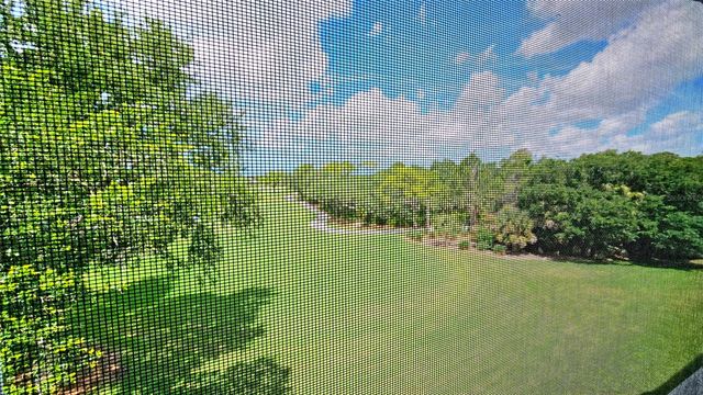 8750 OLDE HICKORY AVENUE 9305, Sarasota, FL 34238