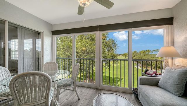 8750 OLDE HICKORY AVENUE 9305, Sarasota, FL 34238