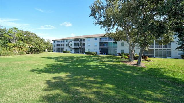 8750 OLDE HICKORY AVENUE 9305, Sarasota, FL 34238