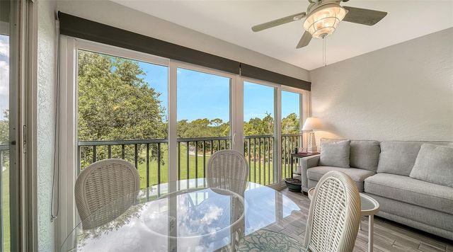 8750 OLDE HICKORY AVENUE 9305, Sarasota, FL 34238