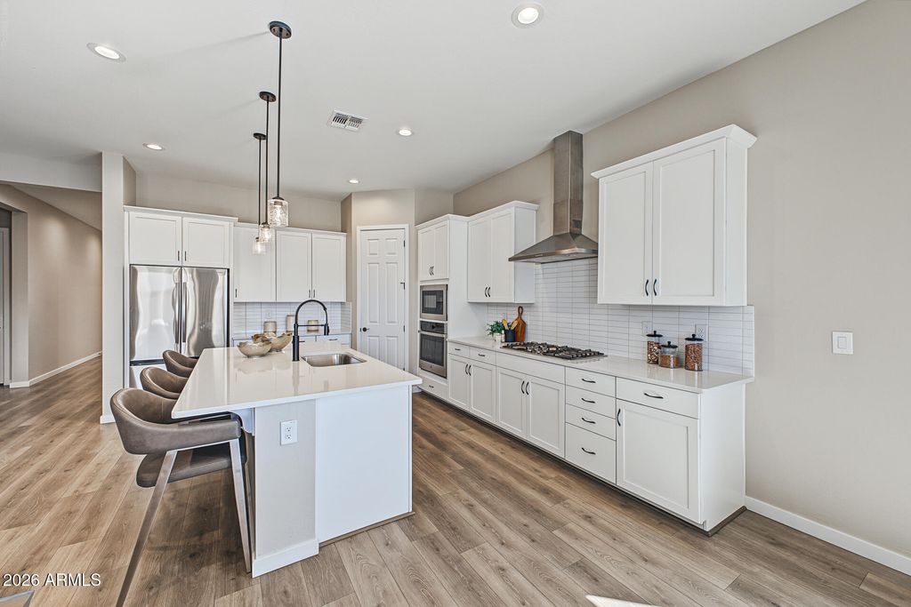 20093 W MONTECITO Avenue, Litchfield Park, AZ 85340 — exterior