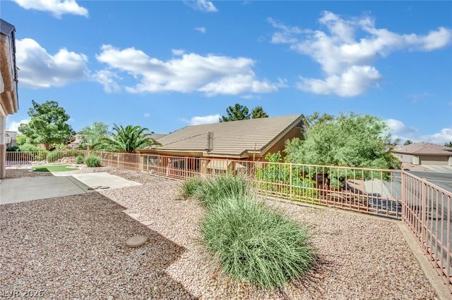 2138 Eagle Watch Drive, Henderson, NV 89012