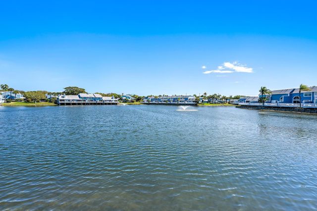 1217 Ocean Dunes Circle, Jupiter, FL 33477