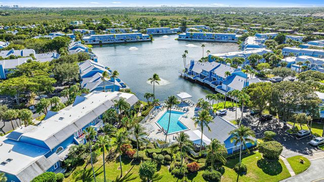 1217 Ocean Dunes Circle, Jupiter, FL 33477