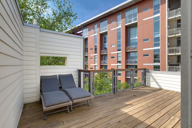 700 Strickland Dr, Nashville, TN 37206