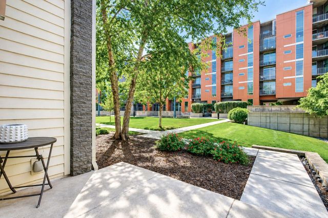 700 Strickland Dr, Nashville, TN 37206
