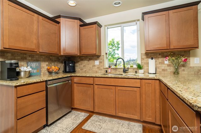 9324 179th Lane SW, Rochester, WA 98579