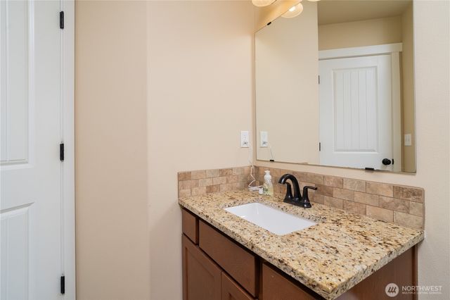 9324 179th Lane SW, Rochester, WA 98579