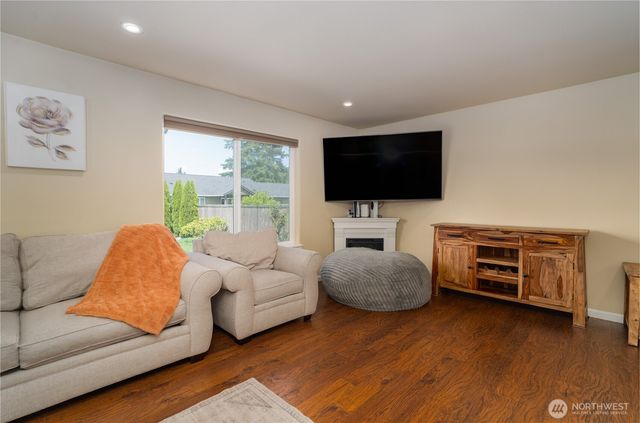 9324 179th Lane SW, Rochester, WA 98579