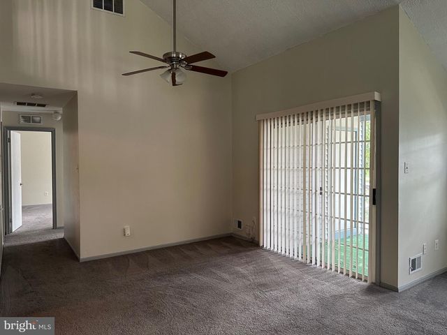 128 ANDOVER PL, Robbinsville, NJ 08691