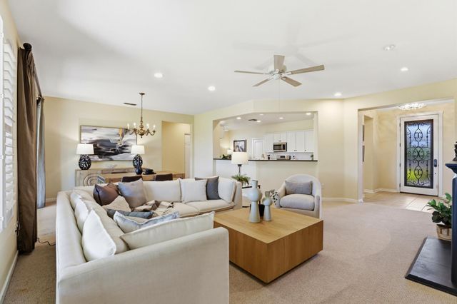 324 Sawmill Ln, Lincoln, CA 95648