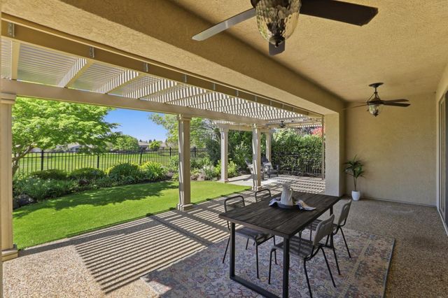 324 Sawmill Ln, Lincoln, CA 95648