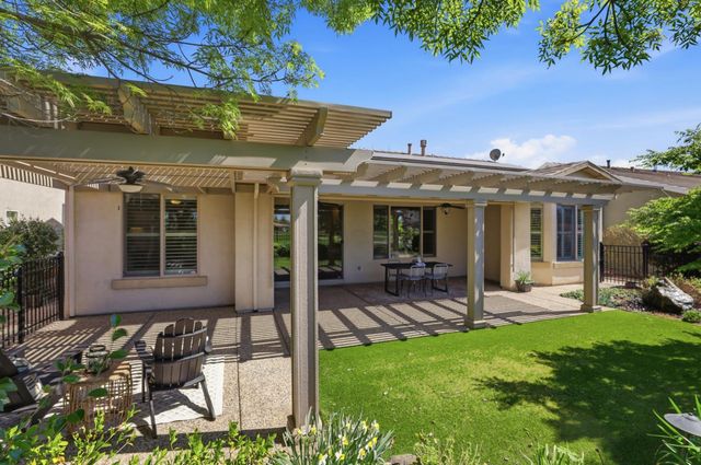 324 Sawmill Ln, Lincoln, CA 95648