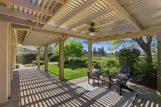 324 Sawmill Ln, Lincoln, CA 95648