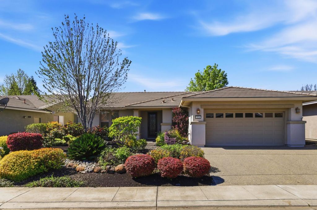 324 Sawmill Ln, Lincoln, CA 95648