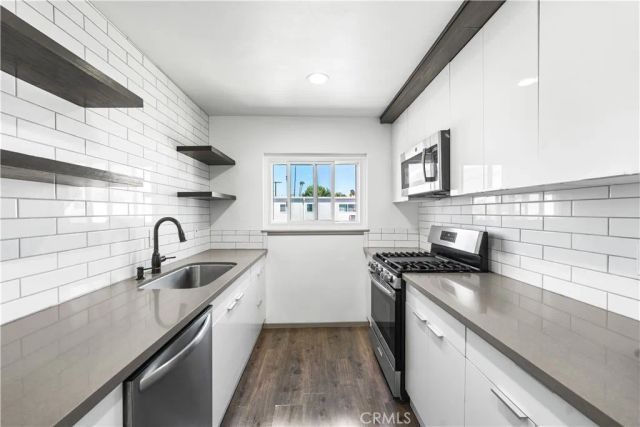 7135 Coldwater Canyon Avenue 16, North Hollywood, CA 91605