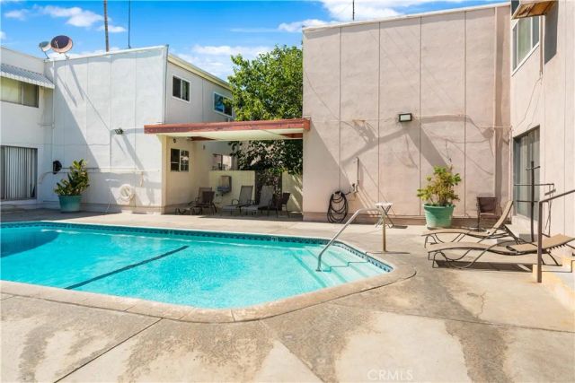 7135 Coldwater Canyon Avenue 16, North Hollywood, CA 91605