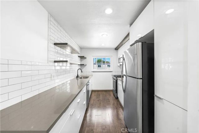 7135 Coldwater Canyon Avenue 16, North Hollywood, CA 91605