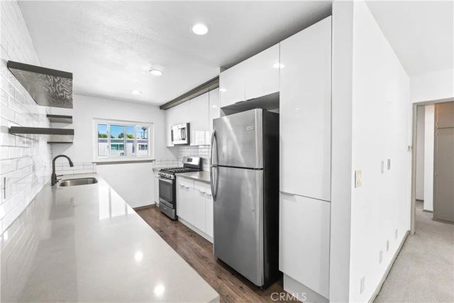 7135 Coldwater Canyon Avenue 16, North Hollywood, CA 91605