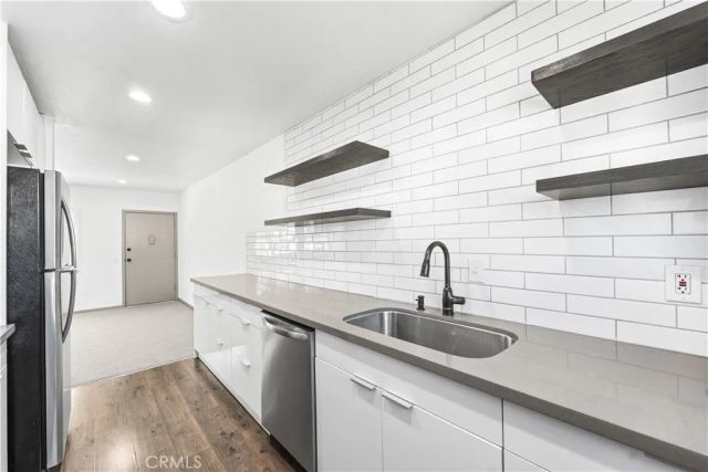 7135 Coldwater Canyon Avenue 16, North Hollywood, CA 91605