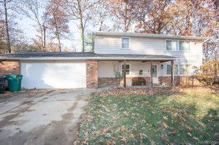 1636 Inner Drive, Ortonville Village, MI 48462