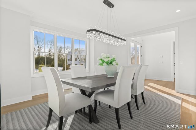 10 Tierney Lane, Westport, CT 06880