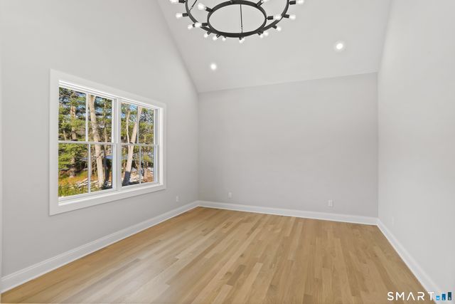 10 Tierney Lane, Westport, CT 06880