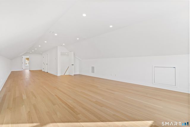 10 Tierney Lane, Westport, CT 06880