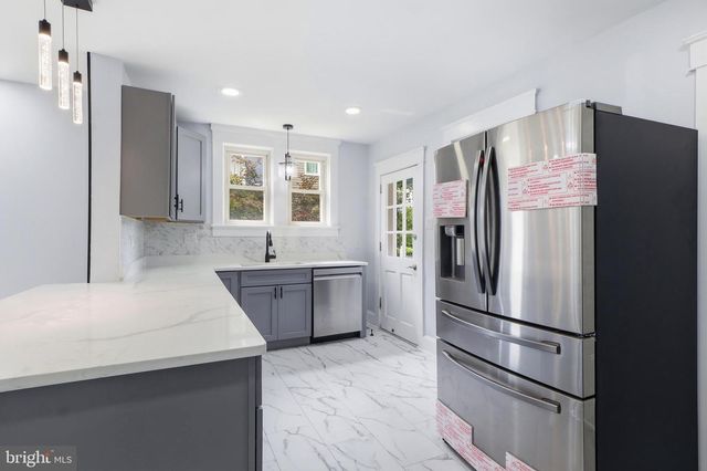 1405 1ST AVE, York, PA 17403