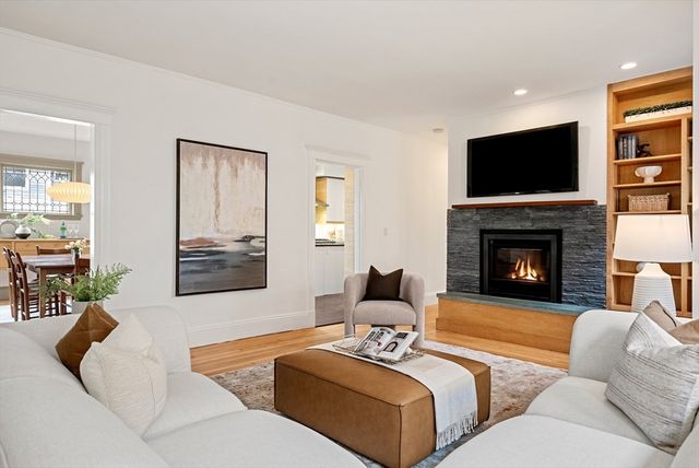 23 Lawndale Street, Belmont, MA 02478