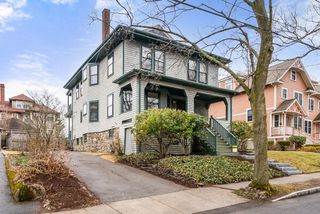 23 Lawndale Street, Belmont, MA 02478