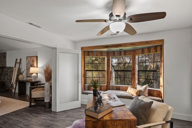 3861 High View Dr, Placerville, CA 95667