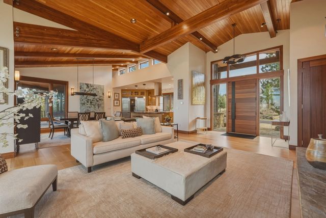 1496 NW Puccoon Court, Bend, OR 97703