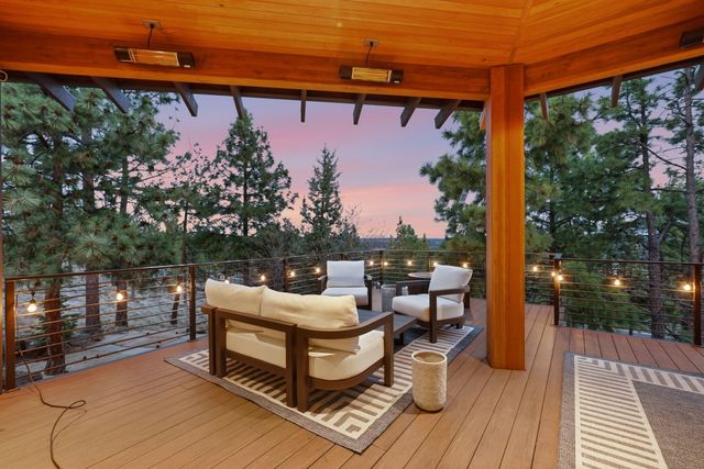 1496 NW Puccoon Court, Bend, OR 97703