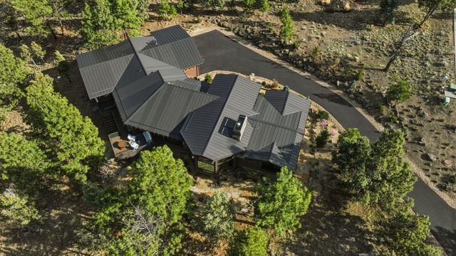 1496 NW Puccoon Court, Bend, OR 97703
