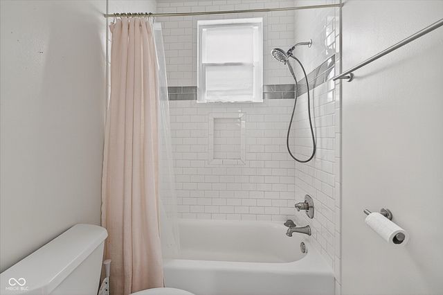 916 Dawson Street, Indianapolis, IN 46203