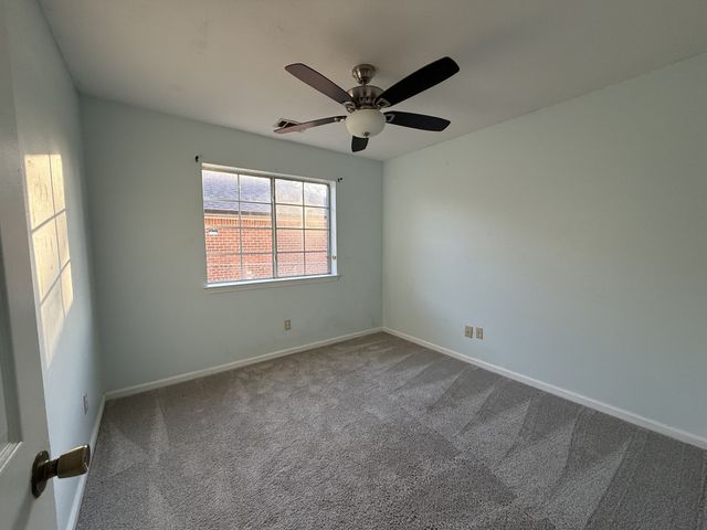 3800 Round Rock Dr, Antioch, TN 37013