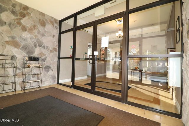 8 Wall Street APT 241, Clifton Park, NY 12065