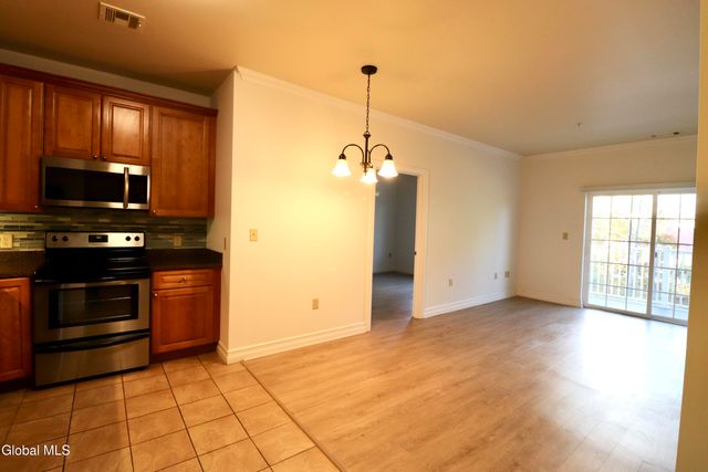 8 Wall Street APT 241, Clifton Park, NY 12065