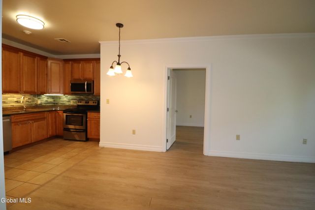 8 Wall Street APT 241, Clifton Park, NY 12065