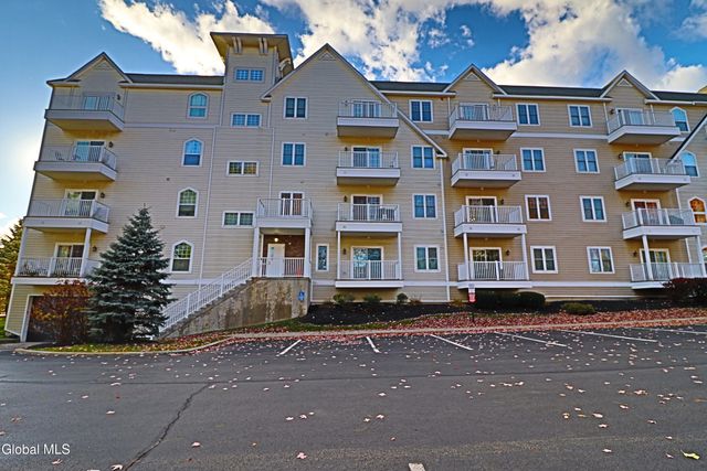 8 Wall Street APT 241, Clifton Park, NY 12065