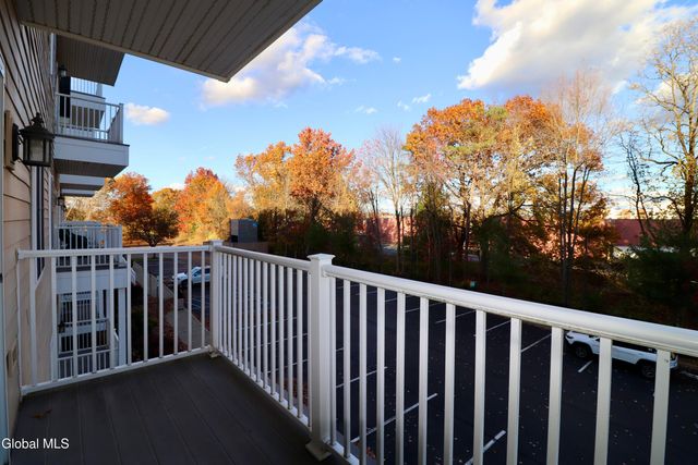 8 Wall Street APT 241, Clifton Park, NY 12065