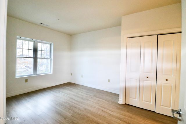 8 Wall Street APT 241, Clifton Park, NY 12065