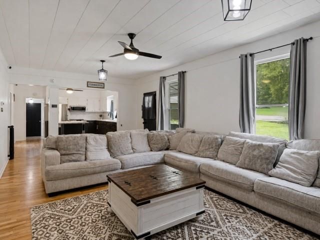 667 Thornton Street, Leavenworth, KS 66048