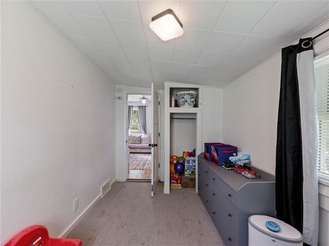 667 Thornton Street, Leavenworth, KS 66048