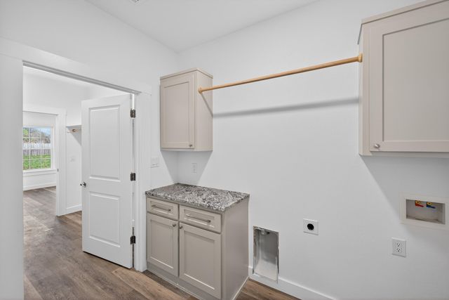 207 Lindsey Avenue, Adair, OK 74330