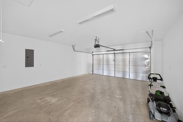 207 Lindsey Avenue, Adair, OK 74330