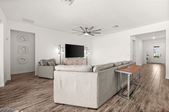 16081 Pennyroyal LN, Punta Gorda, FL 33982