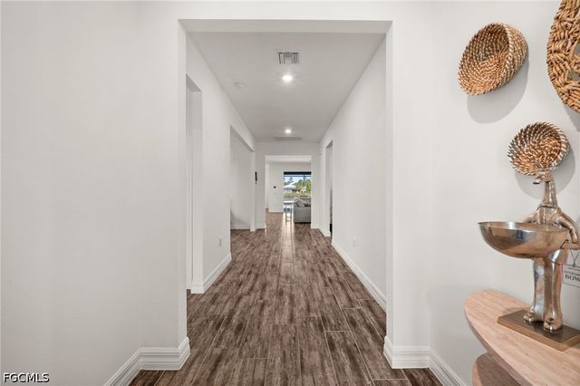 16081 Pennyroyal LN, Punta Gorda, FL 33982