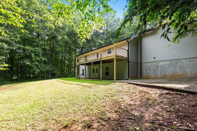 433 Burns Mill Road, West Union, SC 29696